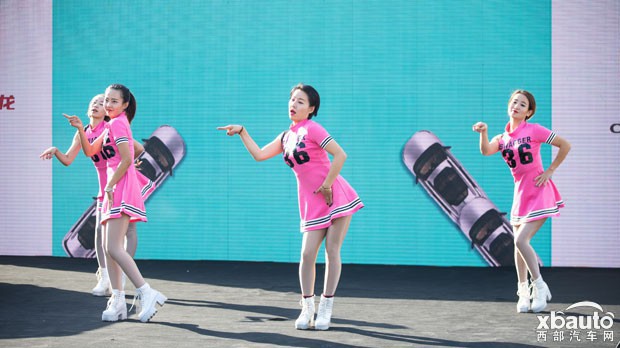 亚洲天天做日日做天天谢日日欢:02-27-31-32-36-49L：14,亚洲的激情与活力，日日欢歌的律动