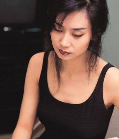 亚洲爆乳精品无码AAA片:10-15-19-20-35-49D：21,亚洲爆乳精品的无码AAA片，深度探索与影像艺术