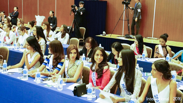 正在播放国产多P交换视频:07-14-20-23-37-44Q：36,探索国产多P交换视频的魅力，时代背景下的新娱乐形态