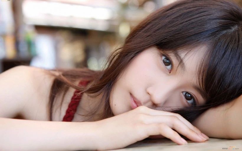 第四色播日韩AV第一页:01-08-13-27-36-41T：47,探索第四色，日韩AV产业的新视界（第一页深度解析）