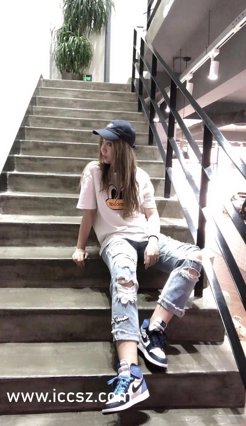 国产婷婷综合在线视频:11-14-18-19-21-40J：26,探索国产婷婷的魅力，在线视频的新时代