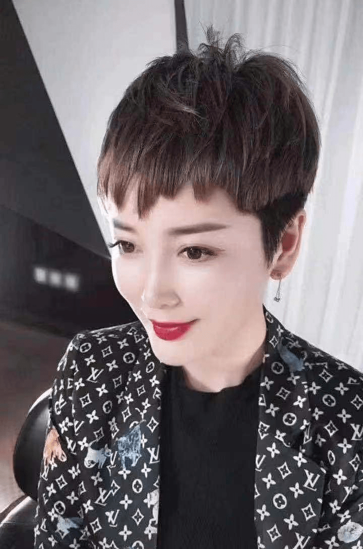 欧美日韩国产在线人成:02-13-14-17-29-48K：31,欧美日韩国产在线成人内容的发展与变迁，一场跨越时空的视听盛宴