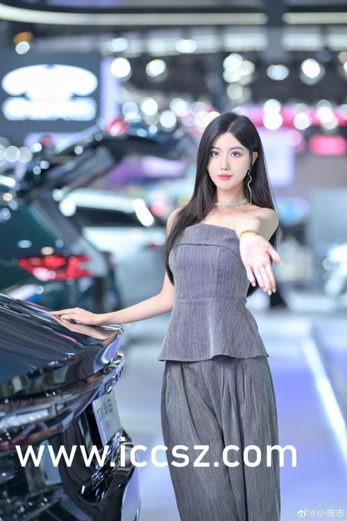 人妻少妇久久中文字幕:02-07-26-29-40-45Y：24,人妻少妇的魅力时光，久久中文字幕下的情感探索