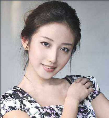 少妇极品熟妇人妻无码:07-13-15-17-32-43F：45,少妇的魅力，熟妇的优雅与风情