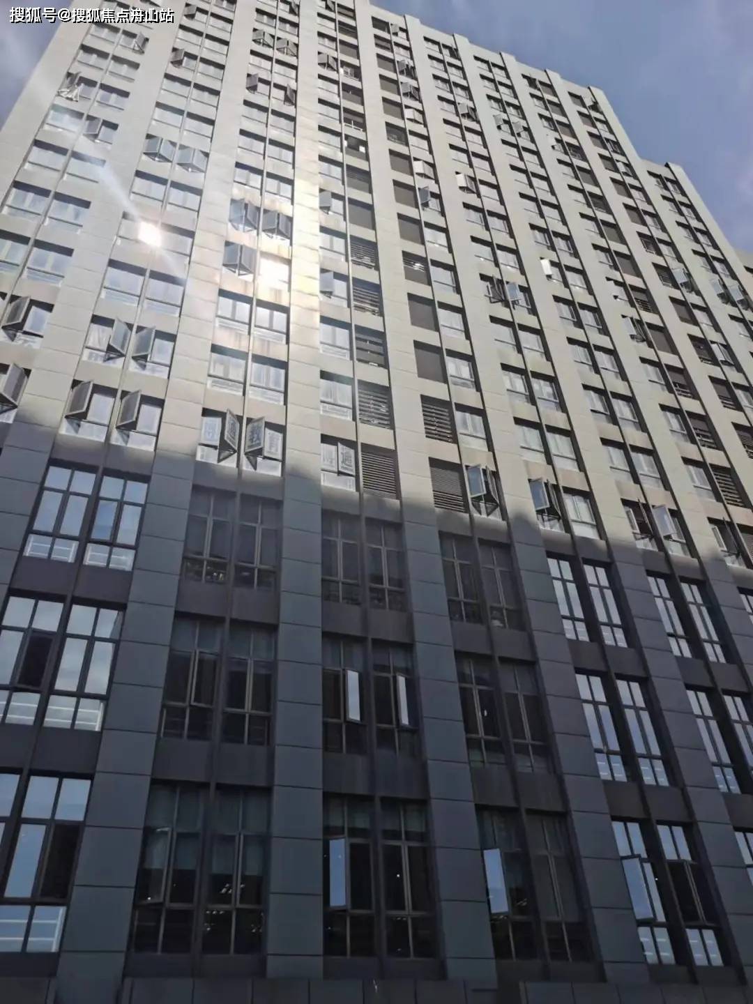 久久亚洲色一区二区三区:02-22-33-36-40-49M：10,久久亚洲色一区二区三区，探索不同区域的魅力色彩与独特风情（附详细指南，02-22-33-36-40-49M）