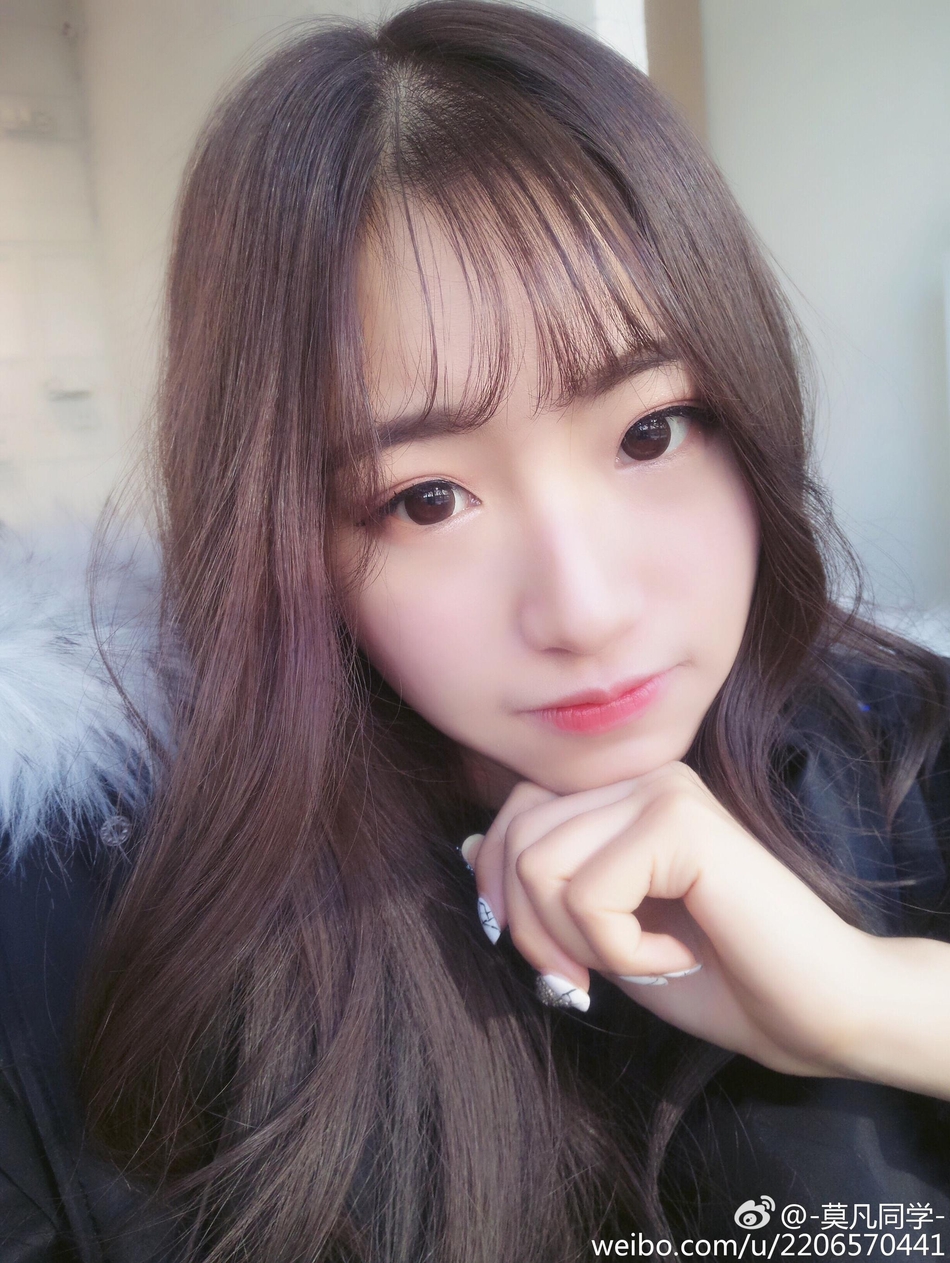 超清纯白嫩大学生无码网站:01-08-18-21-24-37B：27,探索超清纯白嫩大学生的私密世界，一场关于青春与真实的探索之旅