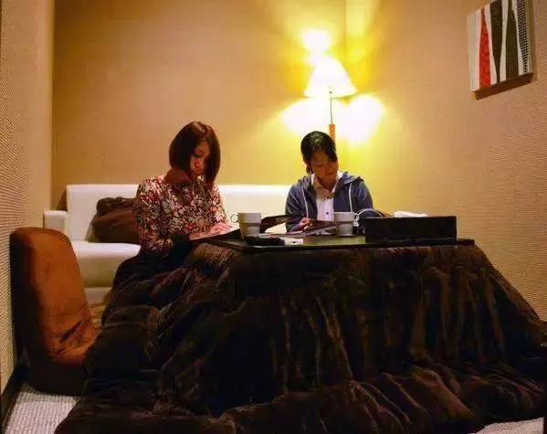 国内精品久久久久影院日本:04-14-24-33-41-43K：11,探索国内精品影院，久久久与日本的独特魅力 —— 探索K系列影片的奥秘与吸引力