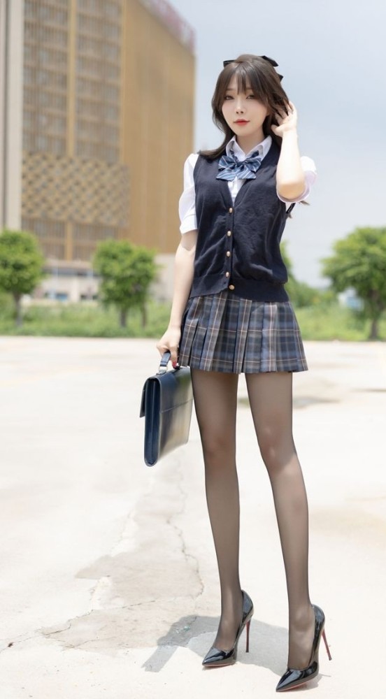 精品无码国产日韩制服丝袜:12-16-23-25-29-49G：29,精品无码国产日韩制服丝袜，探索时尚与文化的交融