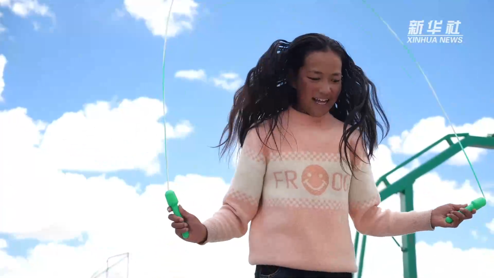 人妻中出无码一区二区三区:04-05-11-18-35-46X：26,色情内容是不合法的，违反我国相关的法律法规。我们应该遵守法律和道德准则，远离色情内容。如果您有其他有益身心的娱乐需求，可以寻找一些正规的平台或文化活动，例如观看电影、参加体育运动，以丰富您的生活。