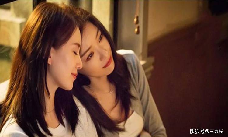 久久AV无码精品人妻系列果冻传媒:05-10-12-20-34-45S：17,久久AV无码精品人妻系列与果冻传媒，探索成人娱乐的新视界