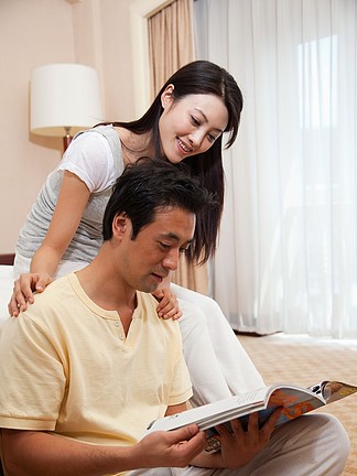 夫妻免费无码V看片:02-15-21-33-39-45A：02,关于夫妻免费无码V看片，一种理解与探讨