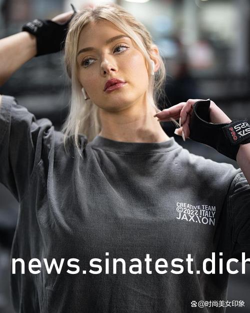 少妇扒开粉嫩小泬视频:02-27-31-32-36-49L：14,少妇扒开粉嫩小泬视频，探索私密之美的背后