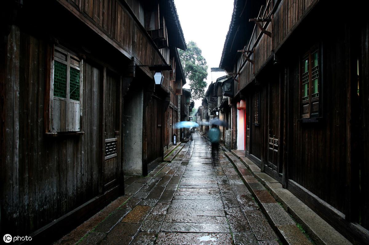 五月丁香久久综合网站:24-26-32-34-35-41M：04,五月丁香久久综合网站，探索数字背后的深层含义与体验