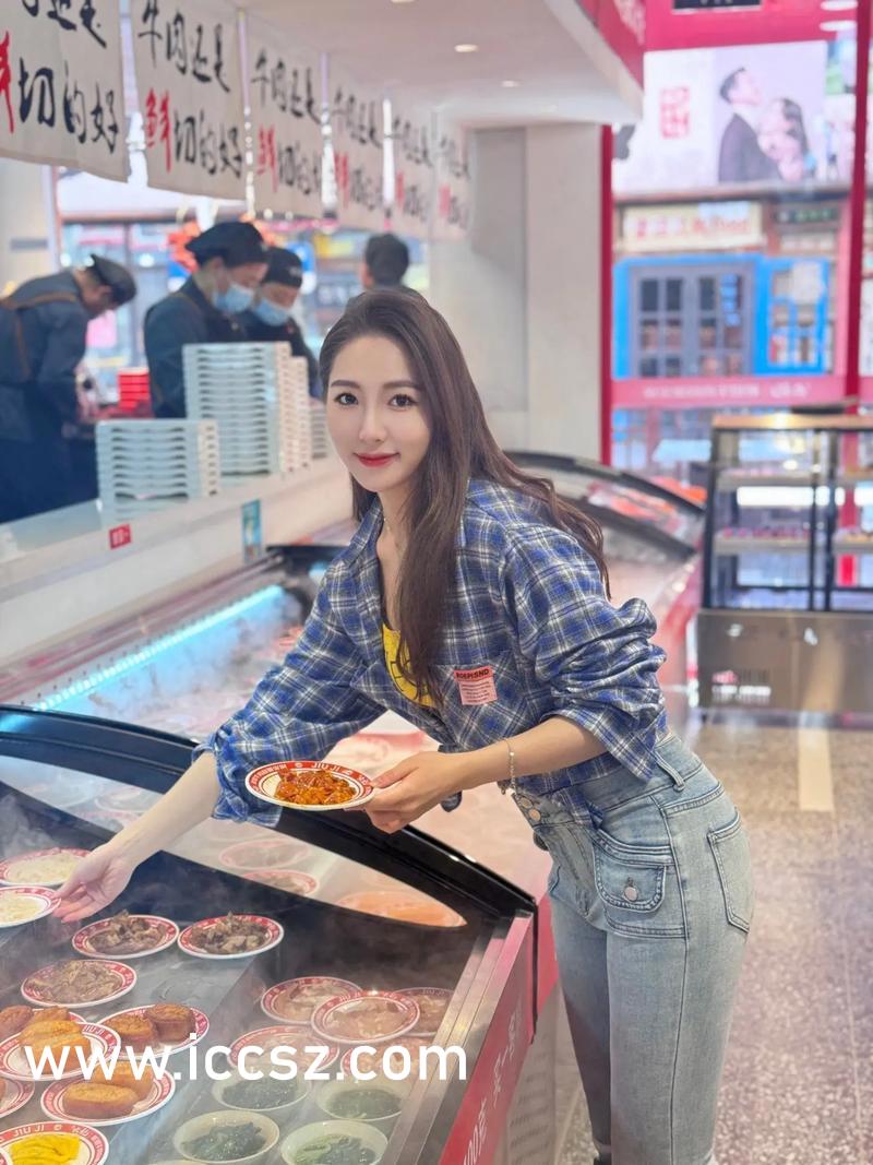 东京热制服丝袜无码专区:04-06-24-27-29-46T：16,东京热制服丝袜无码专区，探索日本文化的独特魅力与成人娱乐产业的深度发展