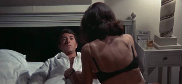 少妇厨房愉情理伦片免费:06-29-37-44-47-49X：46,探索家庭和谐之美，少妇厨房的愉悦与情感伦理