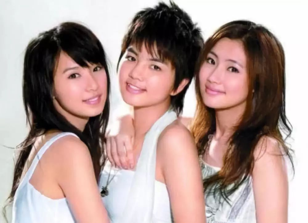 亚洲人成网线在线播放VA蜜芽:02-07-08-29-37-40A：44,亚洲人在数字时代的网络娱乐新体验，VA蜜芽在线播放的魅力之旅