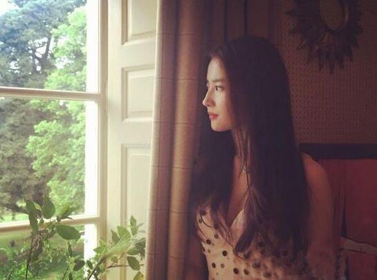 丰满日韩放荡少妇无码视频:02-06-23-32-36-37D：20,丰满日韩放荡少妇无码视频，探索成人娱乐内容的边界与反思