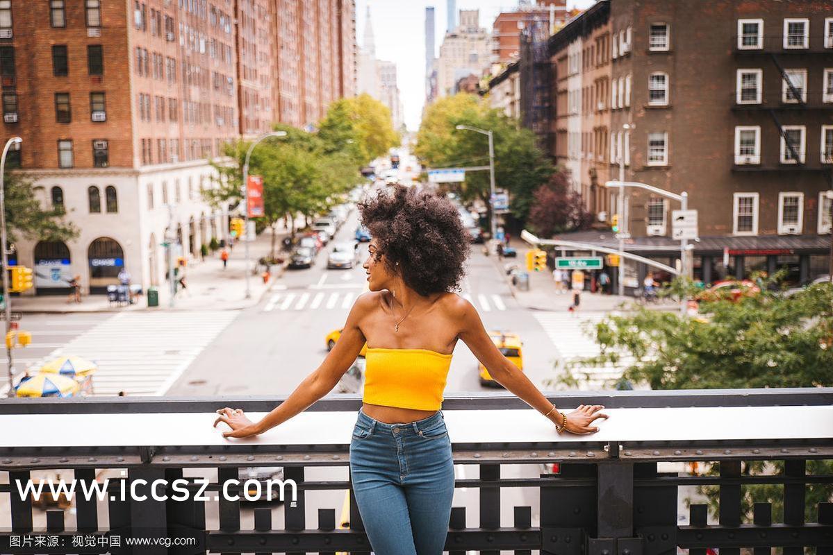 少妇人妻大乳在线视频不卡:04-06-22-36-38-45U：46,探索在线视频新领域，少妇人妻大乳流畅观看