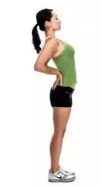 少妇无力反抗慢慢张开双腿:05-09-19-25-43-48M：05,少妇的困境，无力反抗与内心的挣扎