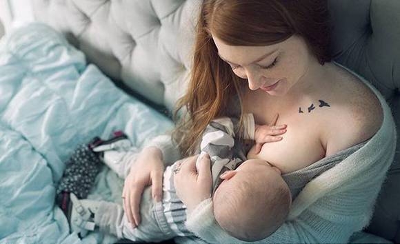 免费看撕开奶罩揉吮奶头视频:04-05-11-18-35-46X：26,网络时代的敏感内容与道德伦理考量