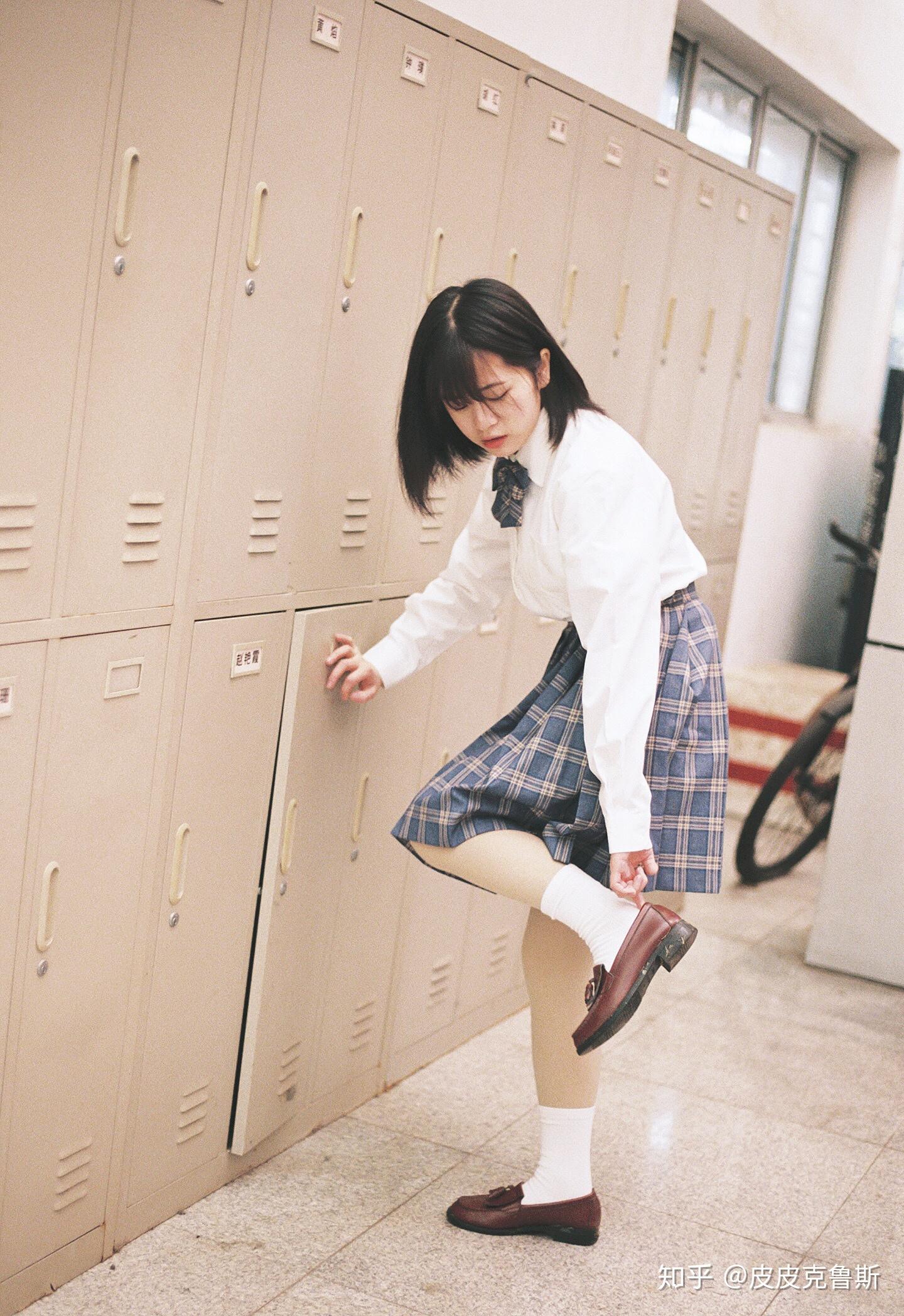 jk女高中制服自慰网站:01-06-27-41-42-48Z：04,探索JK女高中制服文化，自慰网站的独特视角（01-06-27-41-42-48Z，04）