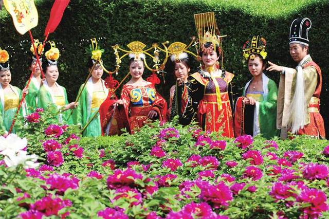 亚洲一卡2卡3卡4卡新区国色天香:11-14-18-19-21-40J:26,亚洲一卡系列的新区国色天香,探索数字时代的多元魅力 亚洲一卡2卡3卡4卡新区国色天香:11-14-18-19-21-40J:26,亚洲一卡系列的新区国色天香,探索数字时代的多元魅力