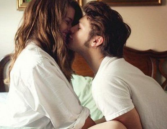 女人让男人桶爽30分钟小视频免费:08-10-30-31-34-40A：41,色情内容是不合法的，违反我国相关的法律法规。我们应该遵守法律和道德准则，远离色情内容。如果您有其他有益身心的娱乐需求，可以寻找一些正规的平台或文化活动，例如观看电影、参加体育运动，以丰富您的生活。