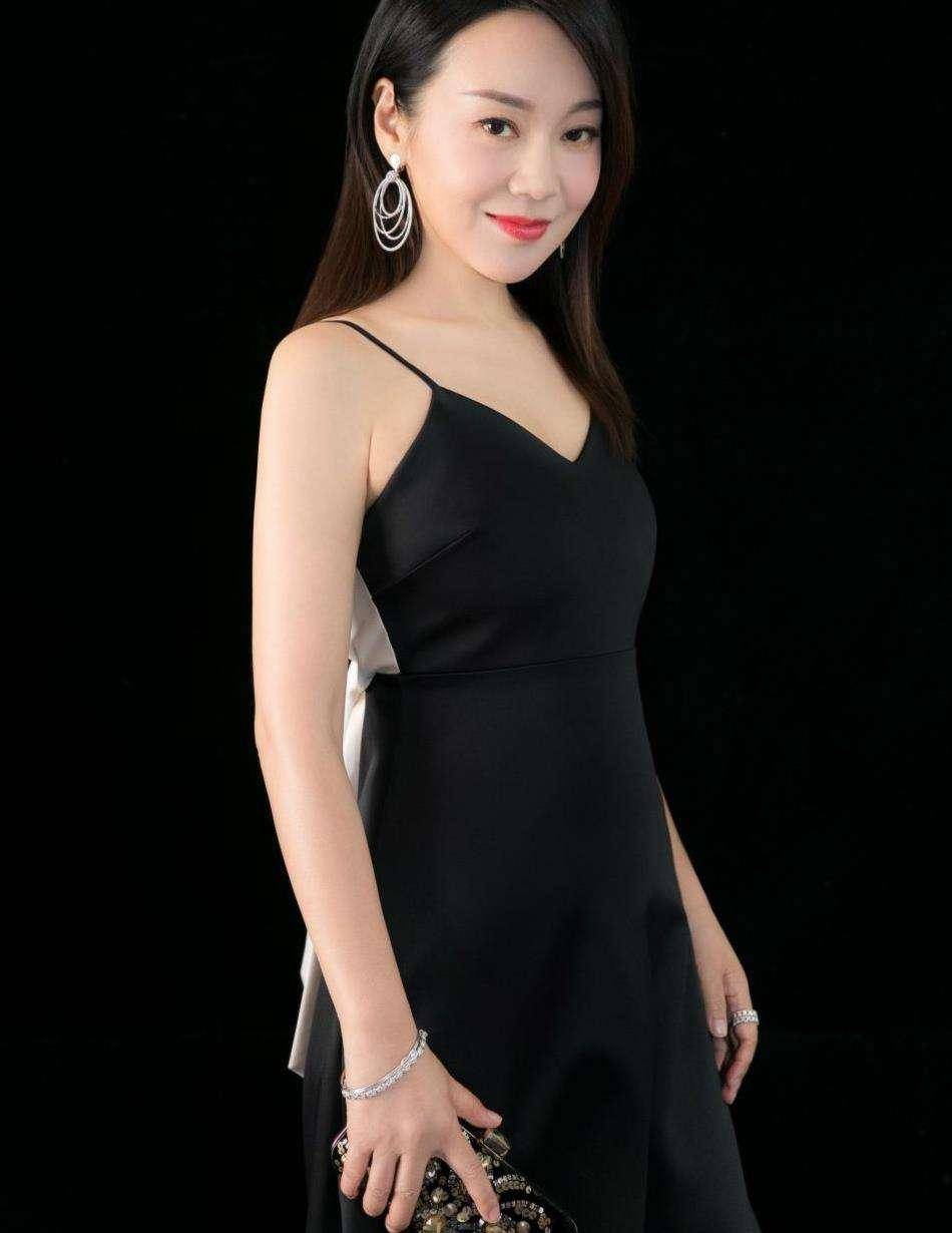 久久久亚洲熟妇熟女ⅩXXX影视:06-23-29-39-40-47J：14,久久久亚洲熟妇熟女ⅩXXX影视，探索成熟魅力的文化现象