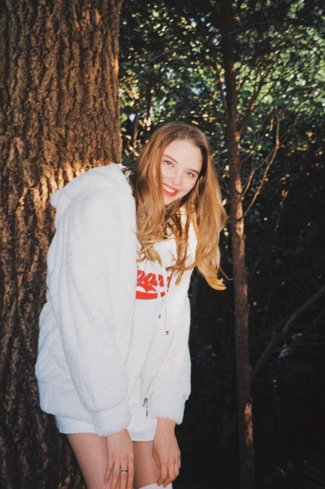 国产亚洲麻豆精品AA片在线观看:03-09-18-19-42-48V：02,关于国产亚洲麻豆精品在线观看的探讨