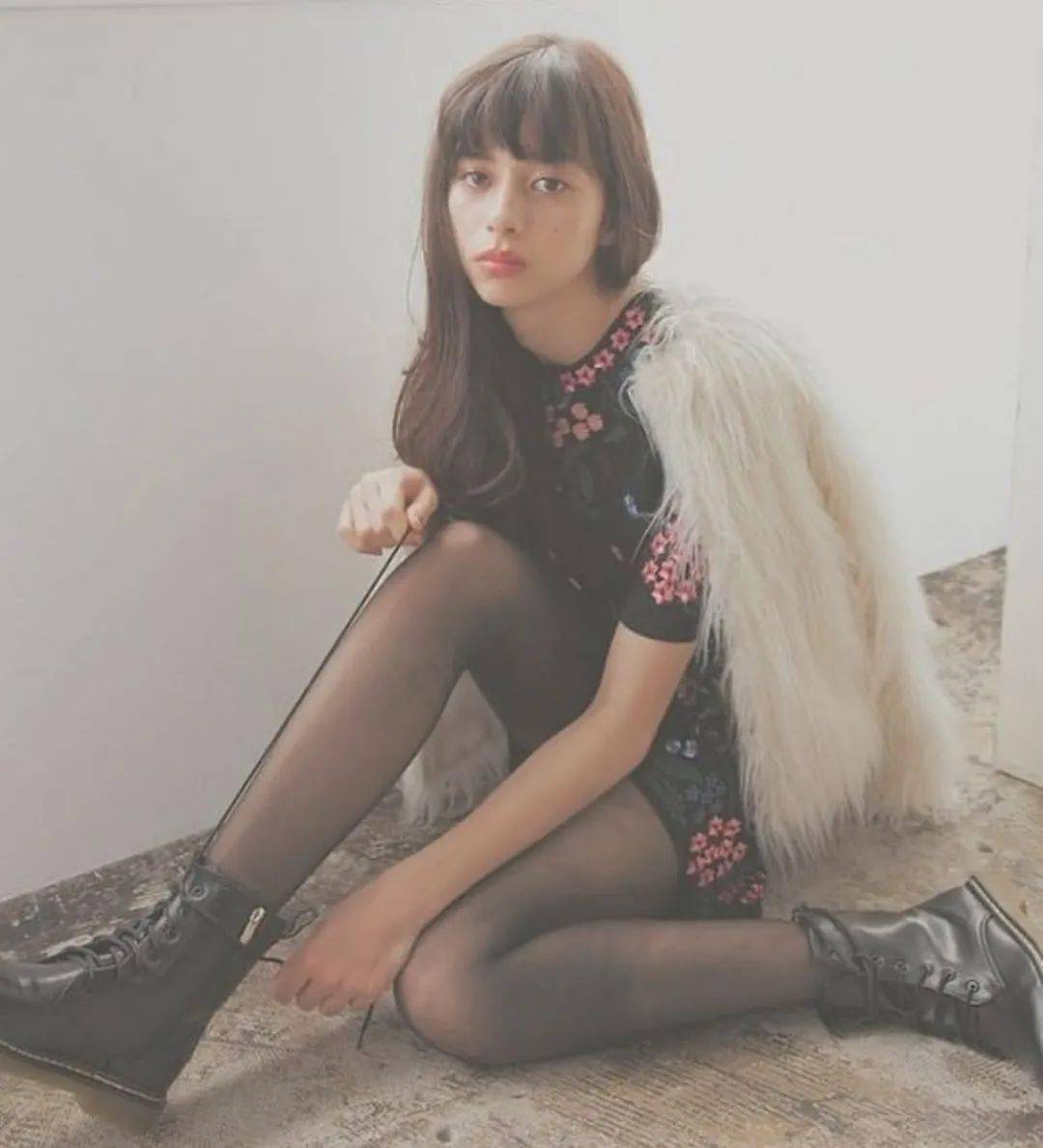 人妻熟女一区二区AⅤ明日花绮罗:10-11-23-26-31-45X：07,探索人妻熟女之美，明日花绮罗的魅力之旅