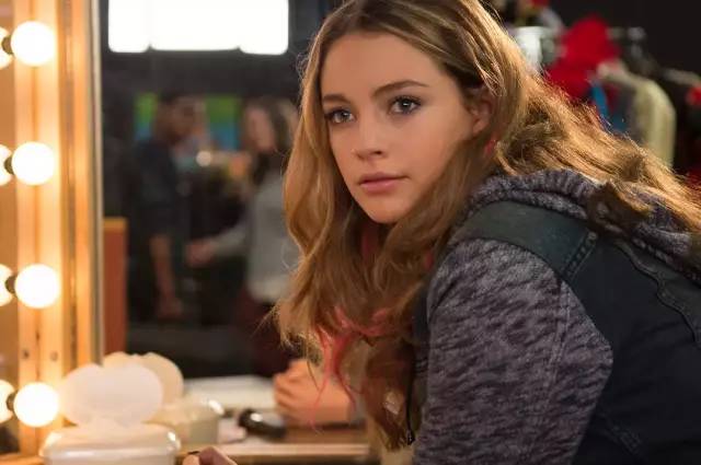 无码中文AV波多野吉衣迅雷下载:08-11-29-38-42-46V：26,关于无码中文AV波多野吉衣迅雷下载的相关探讨