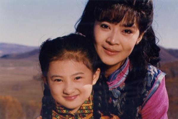 女女互慰无遮挡免费视频在线观看:04-17-19-34-40-49D:28,女女互慰,理解与尊重下的情感交流 女女互慰无遮挡免费视频在线观看:04-17-19-34-40-49D:28,女女互慰,理解与尊重下的情感交流